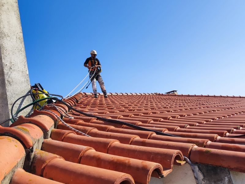 Lavagem de Telhados – Elimine Fungos e Sujeira